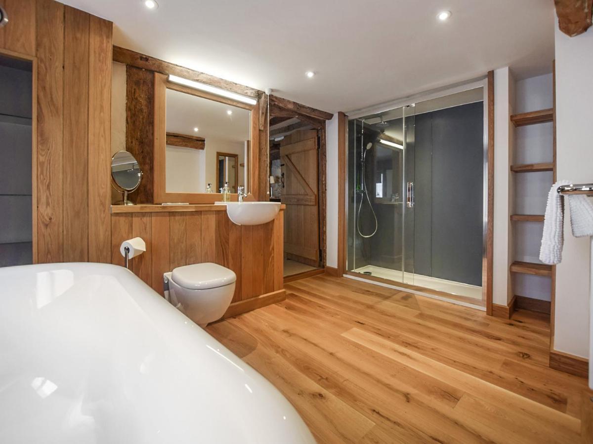 Mercia House 温什科姆 外观 照片